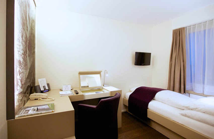 Hotel Cascada Swiss Quality 4*