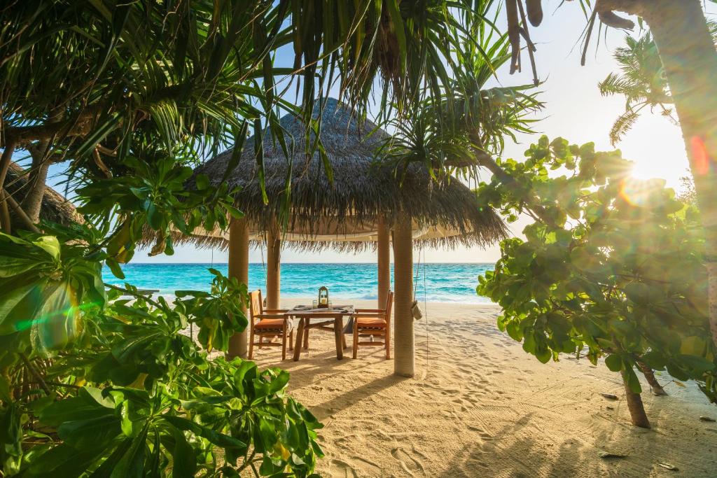 Milaidhoo Maldives (Baa atoll) 5*