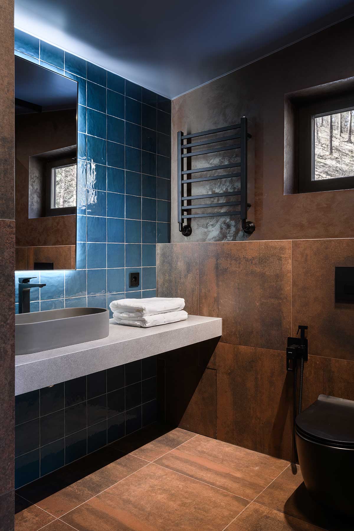 Отель «Хвоя в горах»  5*