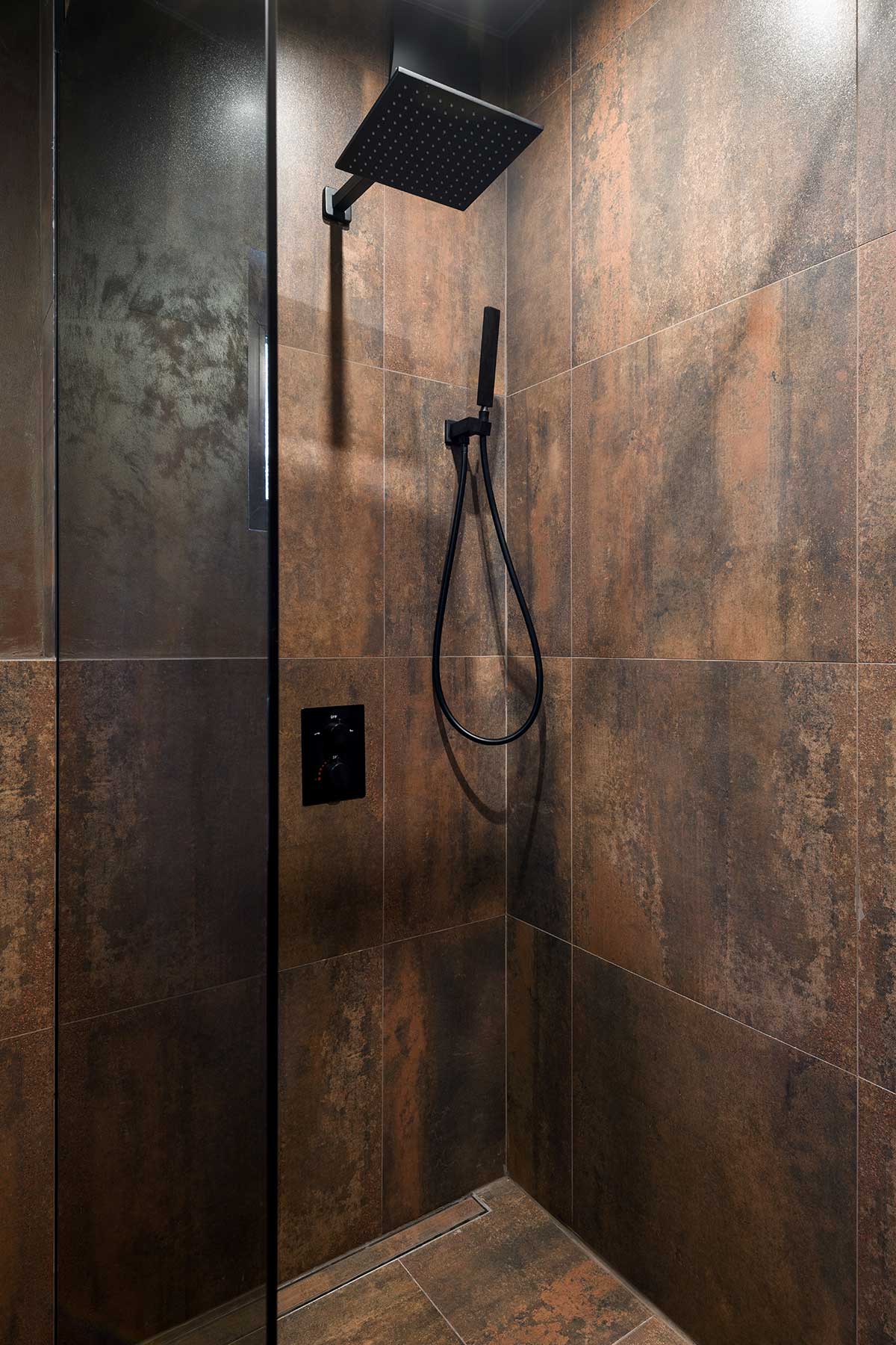 Отель «Хвоя в горах»  5*