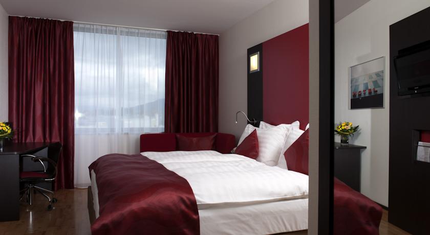 HOTEL RAMADA ENCORE 4 *