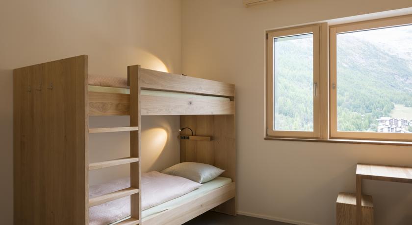 WELLNESS HOSTEL 4000