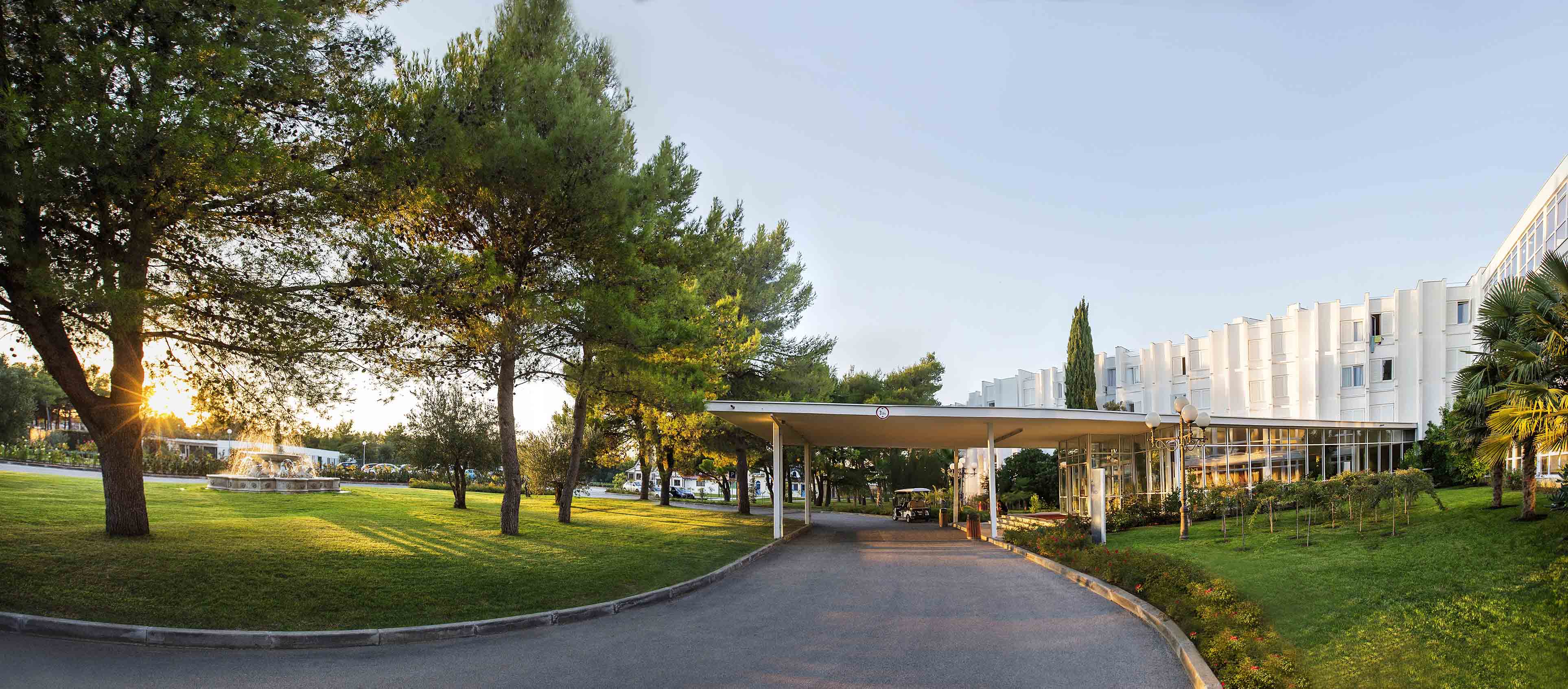 Amadria Park Hotel Jakov 4* Amadria Park Hotel Jakov 4*