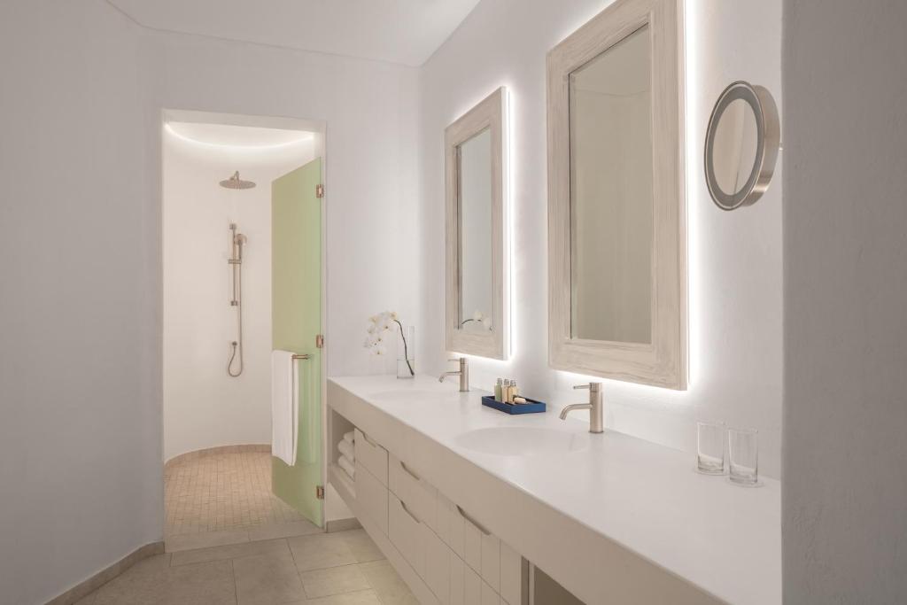 ANANTARA SANTORINI ABU DHABI RETREAT 5*