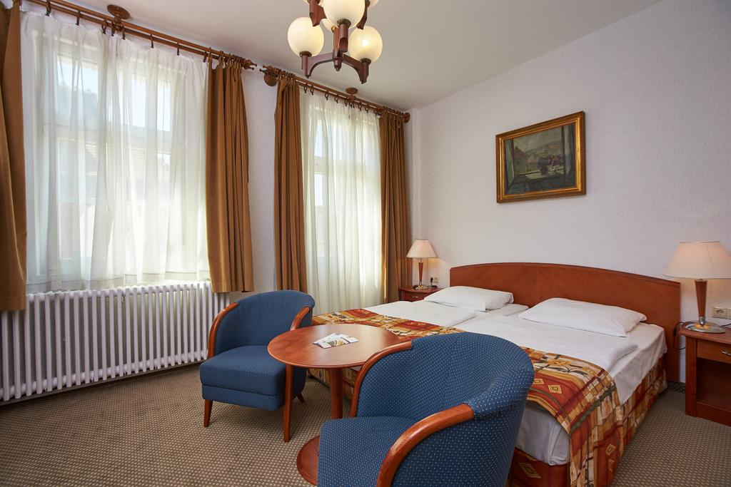 Danubius Hotel Gellert  4*