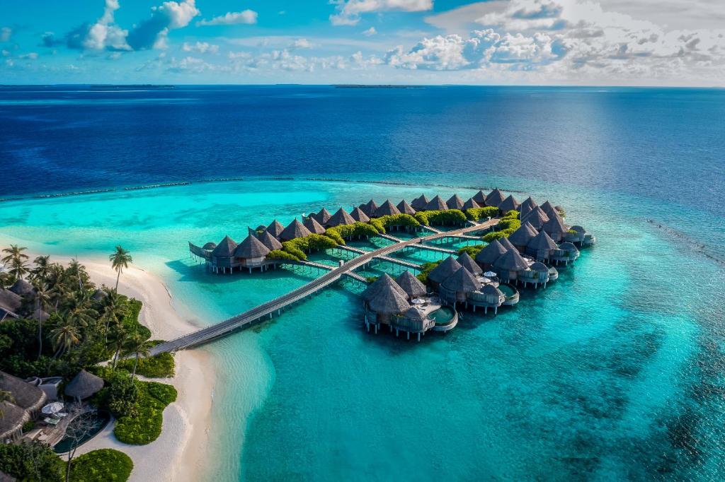 The Nautilus Beach & Ocean Houses Maldives (Baa atoll) 5* The Nautilus Beach & Ocean Houses Maldives (Baa atoll) 5*