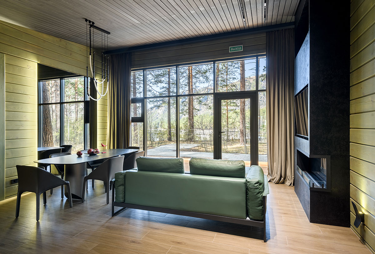 Отель «Хвоя в горах»  5*