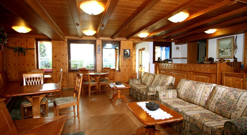 Hotel Chalet des Alpes 3 *