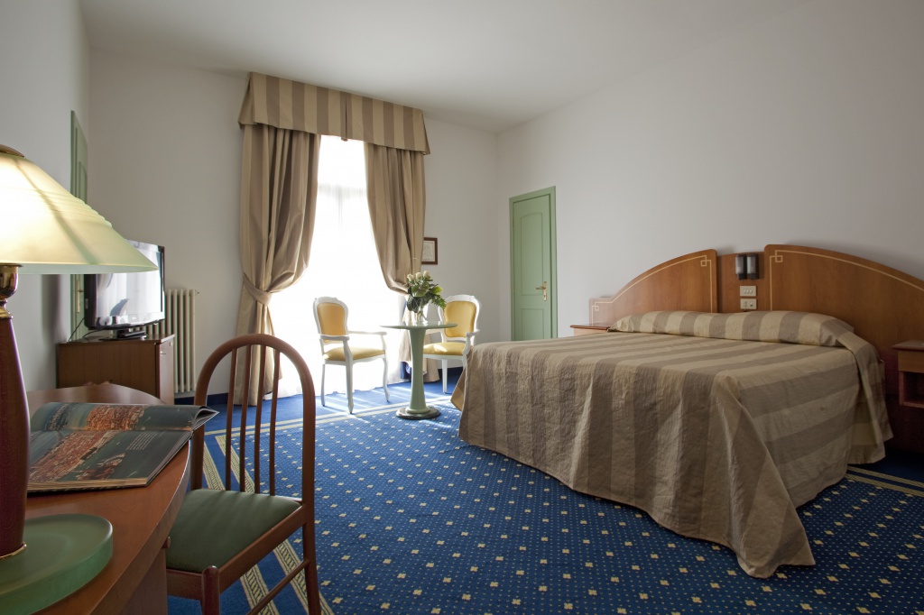 HOTEL TERME  VENEZIA 4*