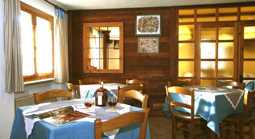 Hotel Chalet des Alpes 3 *