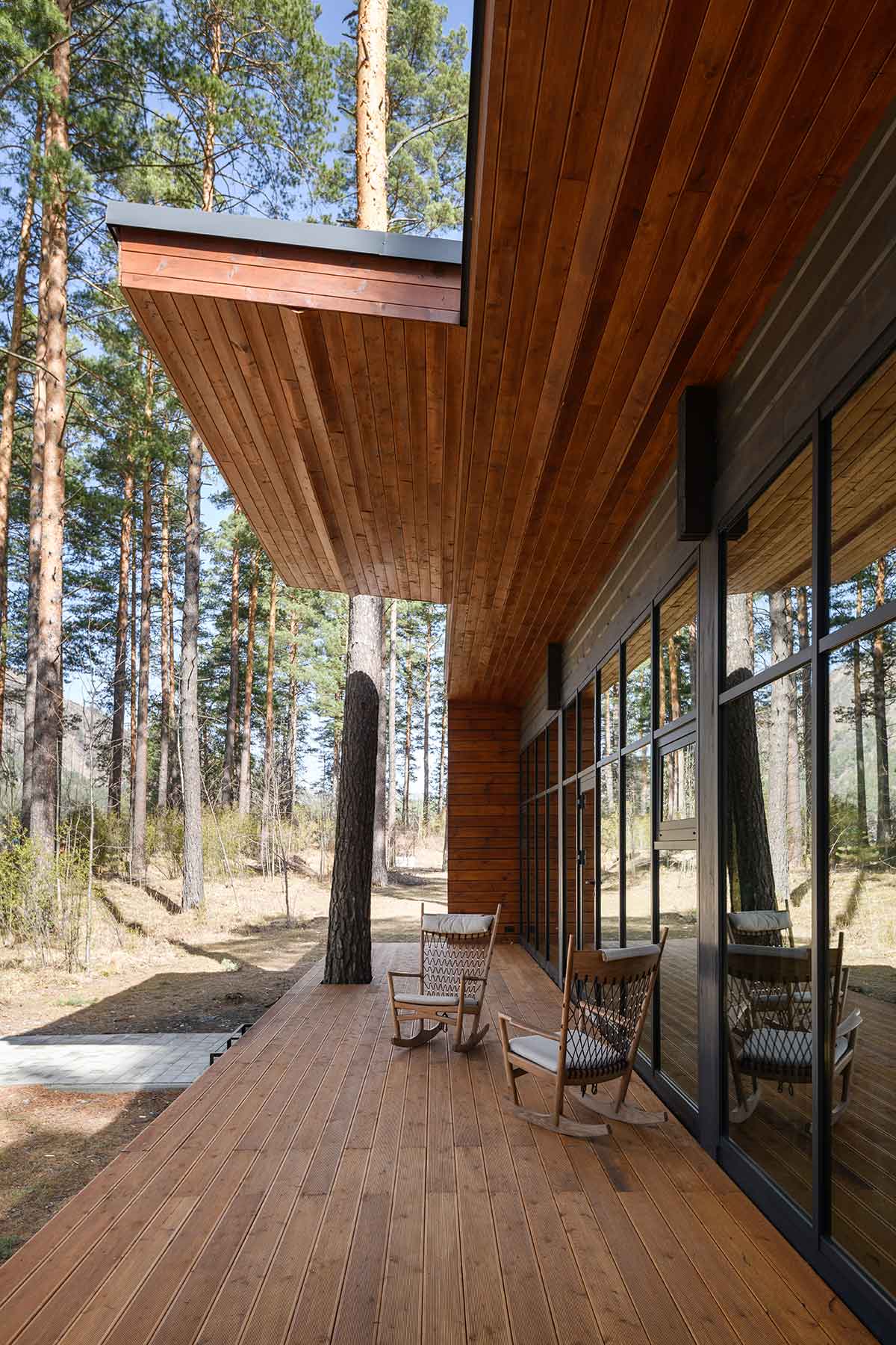 Отель «Хвоя в горах»  5*