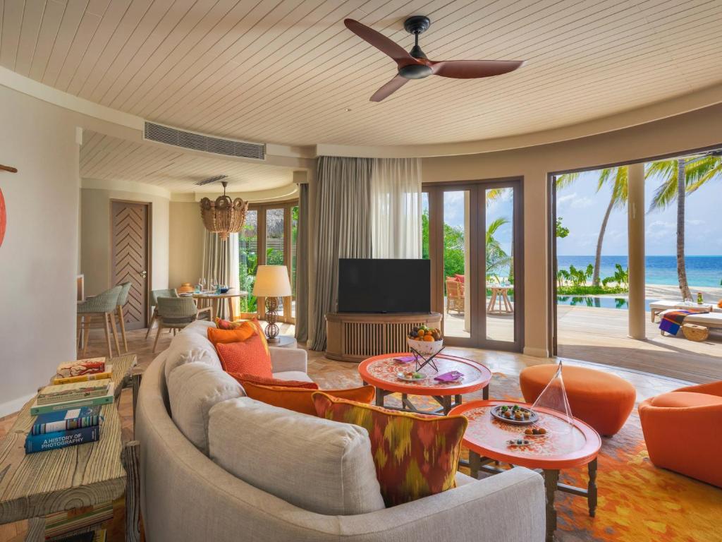 The Nautilus Beach & Ocean Houses Maldives (Baa atoll) 5* The Nautilus Beach & Ocean Houses Maldives (Baa atoll) 5*