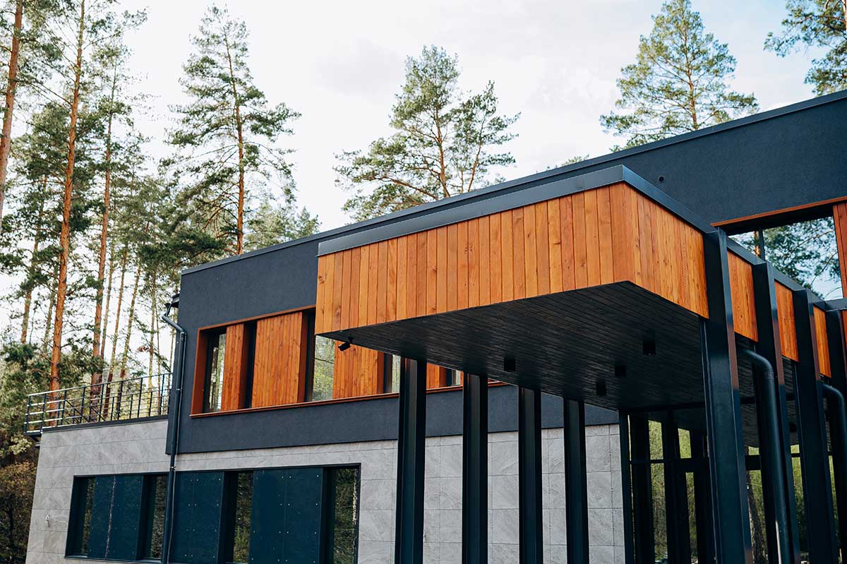 Отель «Хвоя в горах»  5*