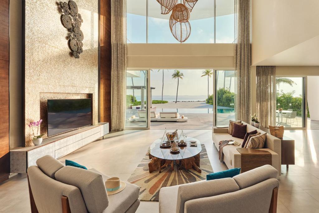 Jumeirah Olhahali Island Maldives (North Male atoll) 5* Jumeirah Olhahali Island Maldives (North Male atoll) 5*