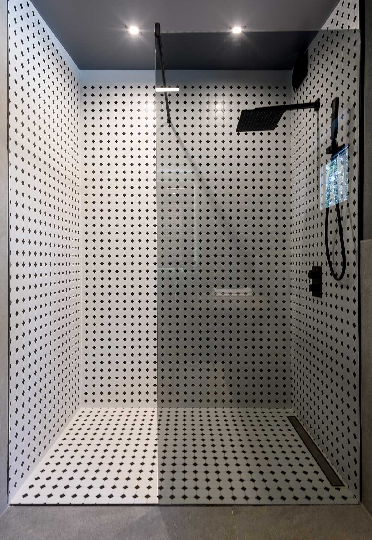 Отель «Хвоя в горах»  5*