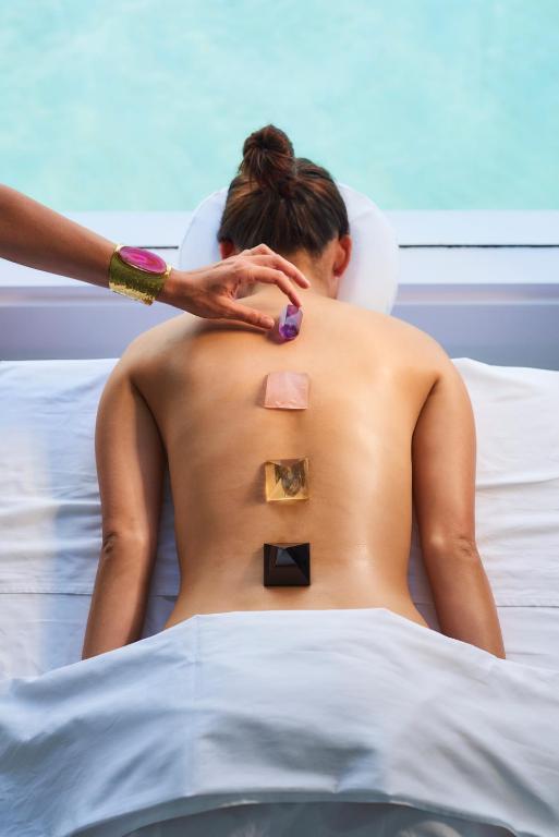 THE STANDARD, HURUVALHI MALDIVES 5 RAA ATOLL