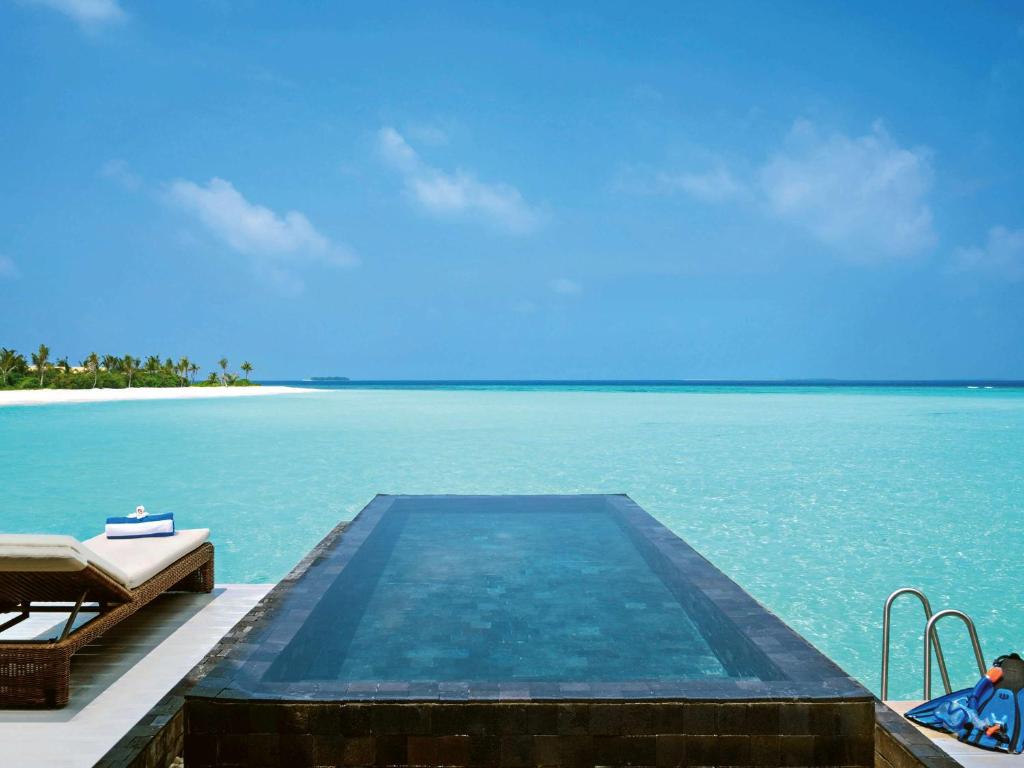 Mövenpick Resort Kuredhivaru Maldives (Noonu atoll) 5*