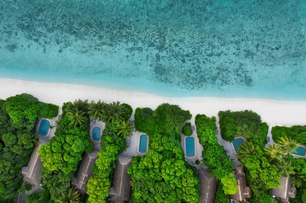 Soneva Fushi (Baa atoll) 5*
