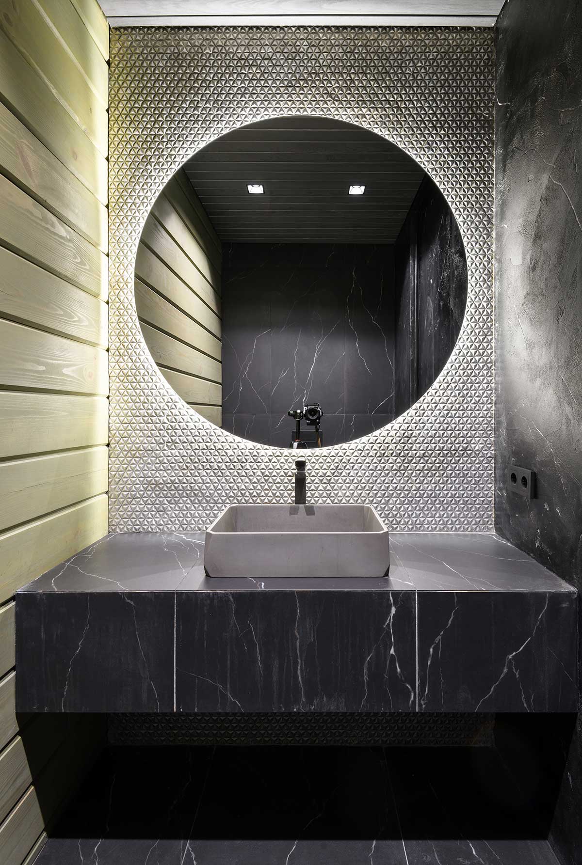 Отель «Хвоя в горах»  5*