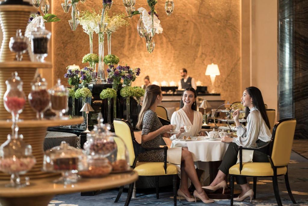 FOUR SEASONS RESORT, DUBAI AT JUMEIRAH BEACH 5*