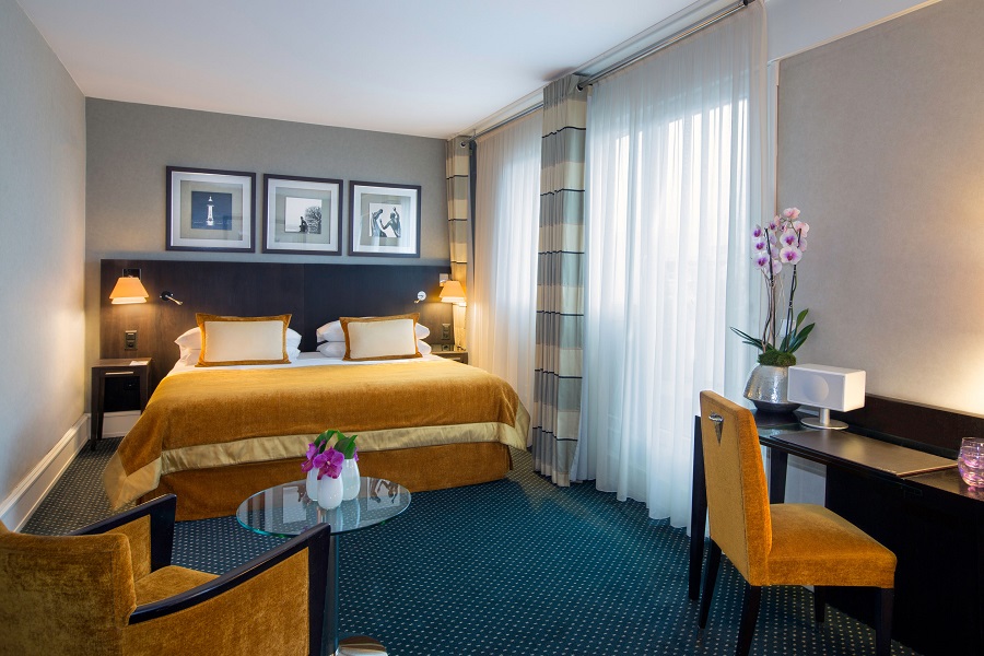 HOTEL AUTEUIL MANOTEL 4*