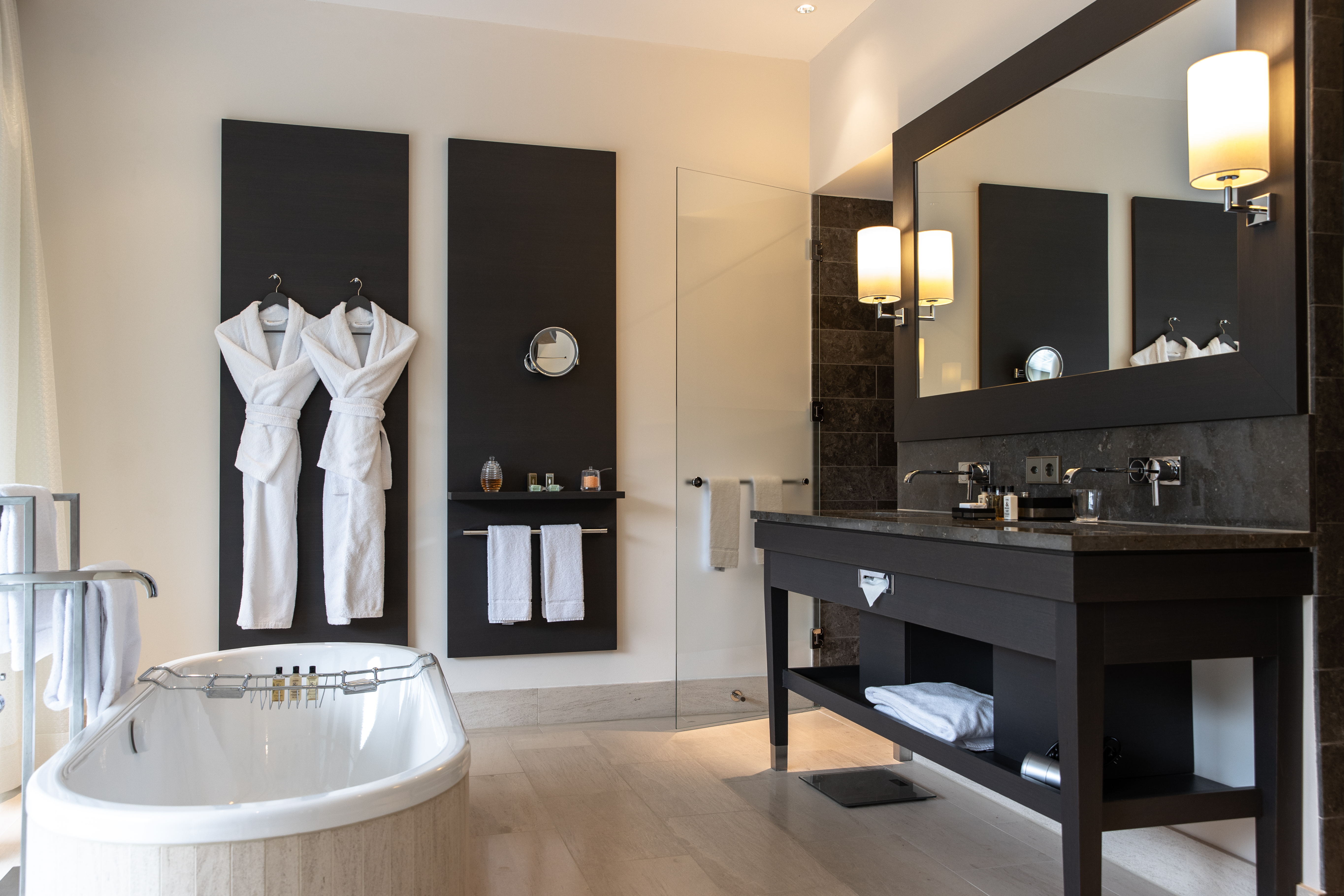 AlpenGold Hotel Davos  5*