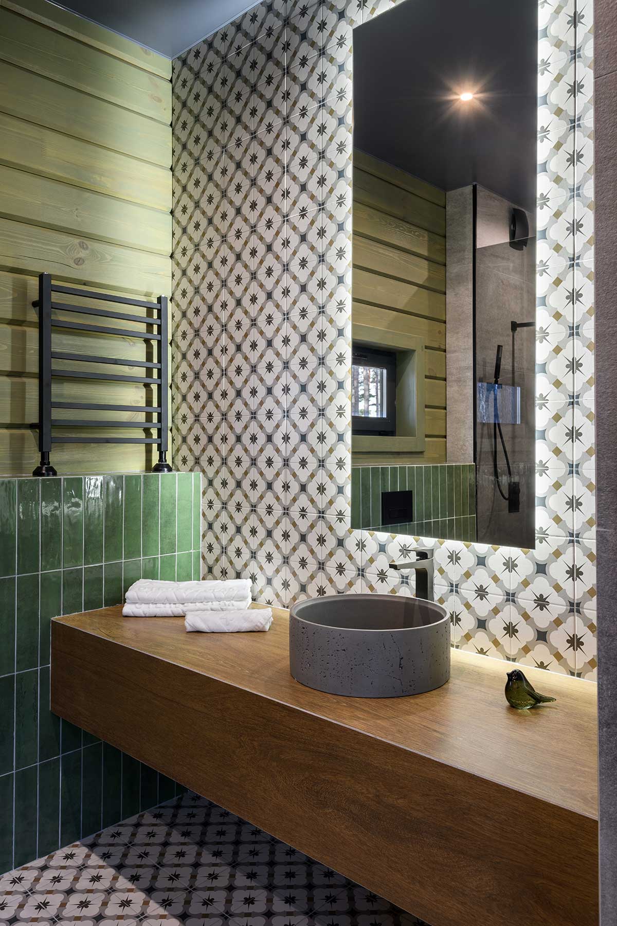 Отель «Хвоя в горах»  5*