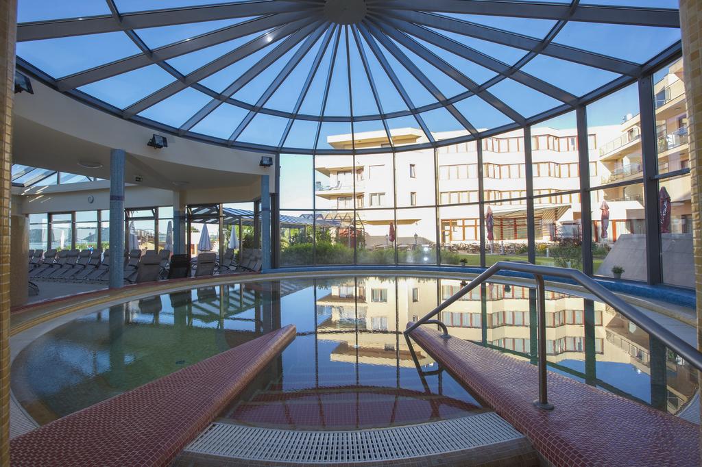 Flamingó Wellness Hotel 4*