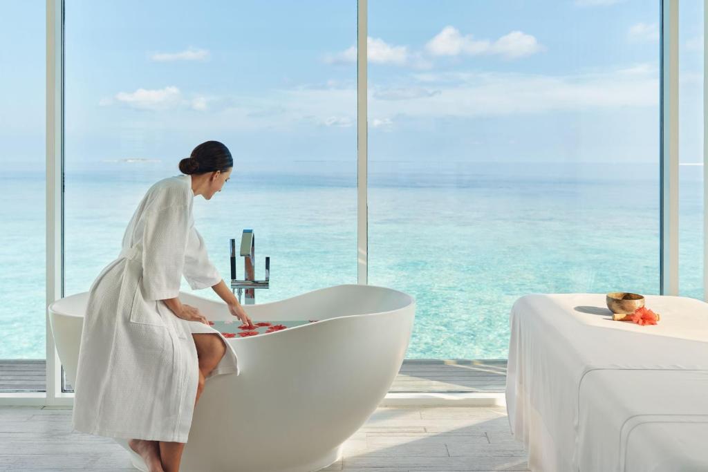 Jumeirah Olhahali Island Maldives (North Male atoll) 5* Jumeirah Olhahali Island Maldives (North Male atoll) 5*