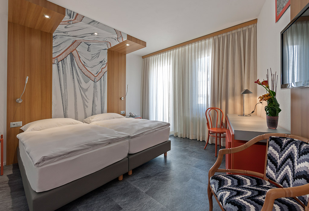 Hotel Albergo Carcani 3*