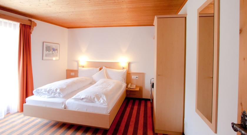 Hotel Kurhaus 3*