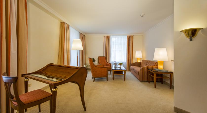 Cresta Palace Hotel 4*