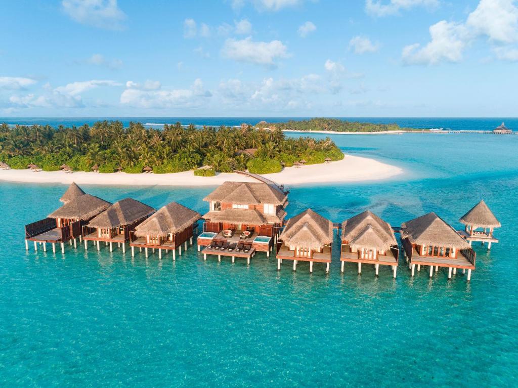 Anantara Dhigu Maldives Resort (South Male atoll) 5* Anantara Dhigu Maldives Resort (South Male atoll) 5*