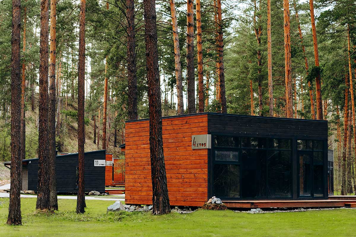 Отель «Хвоя в горах»  5*