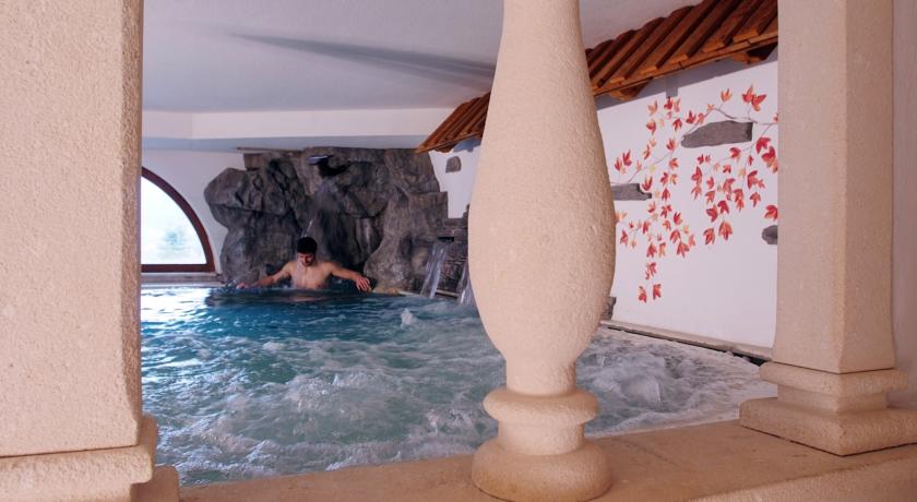 Hotel La Roccia 4*