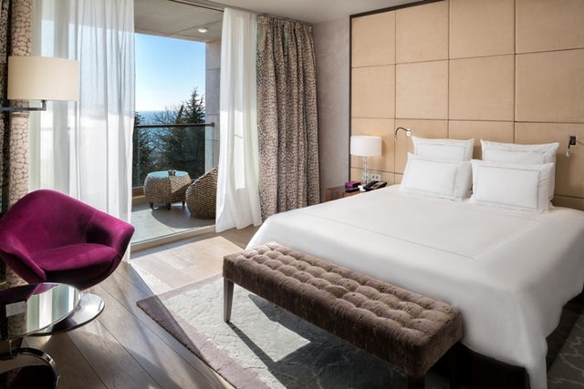 Отель "Swissôtel Resort Sochi Kamelia" 5*