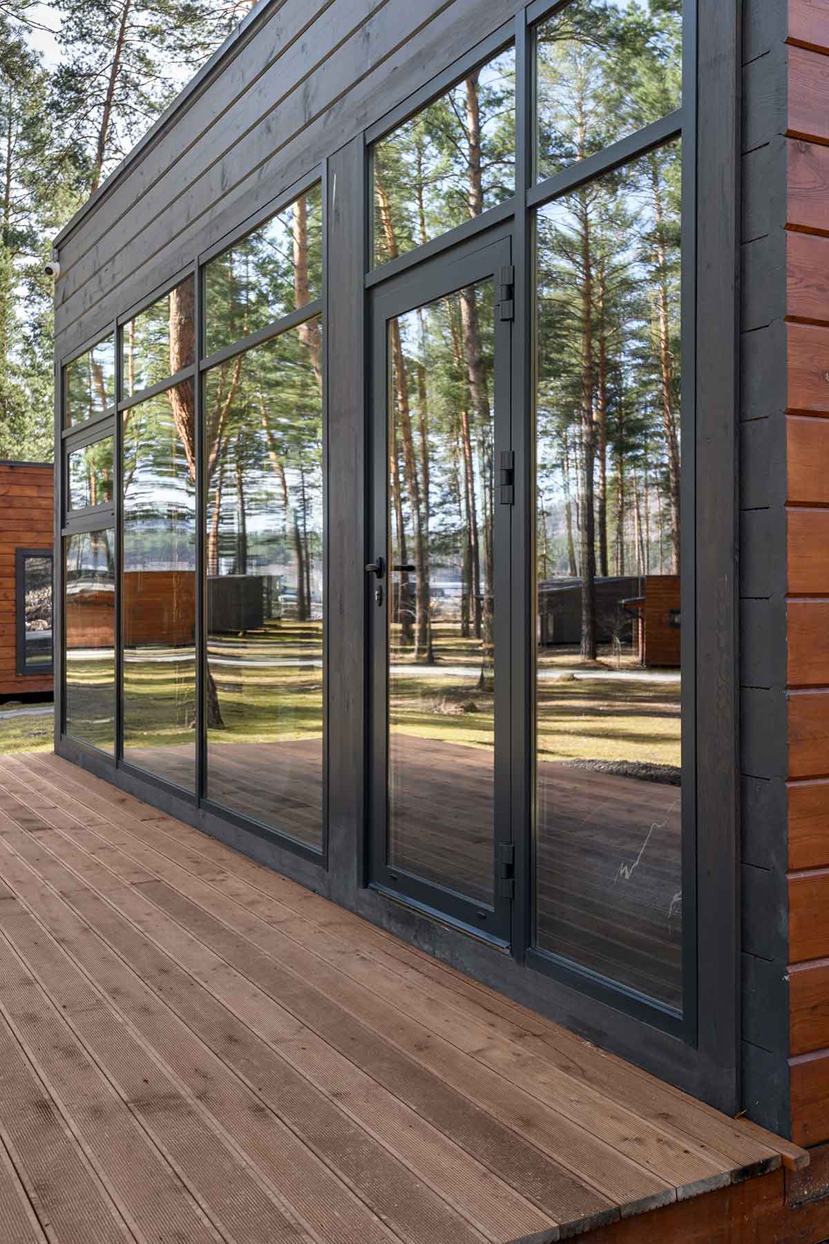 Отель «Хвоя в горах»  5*