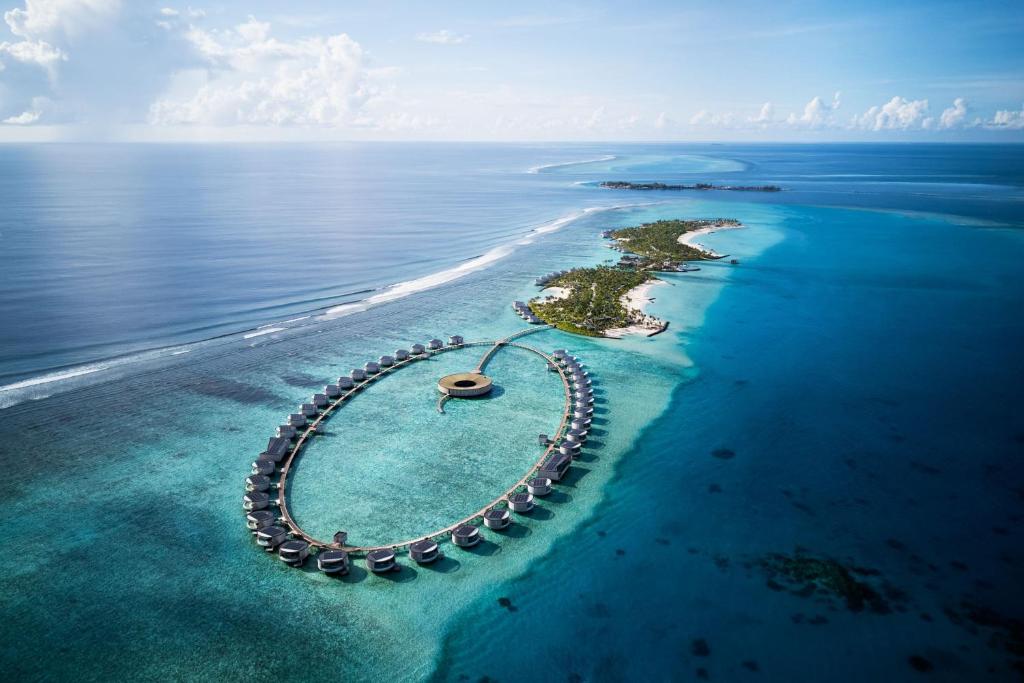 The Ritz-Carlton Maldives, Fari Islands (North Male atoll) 5*