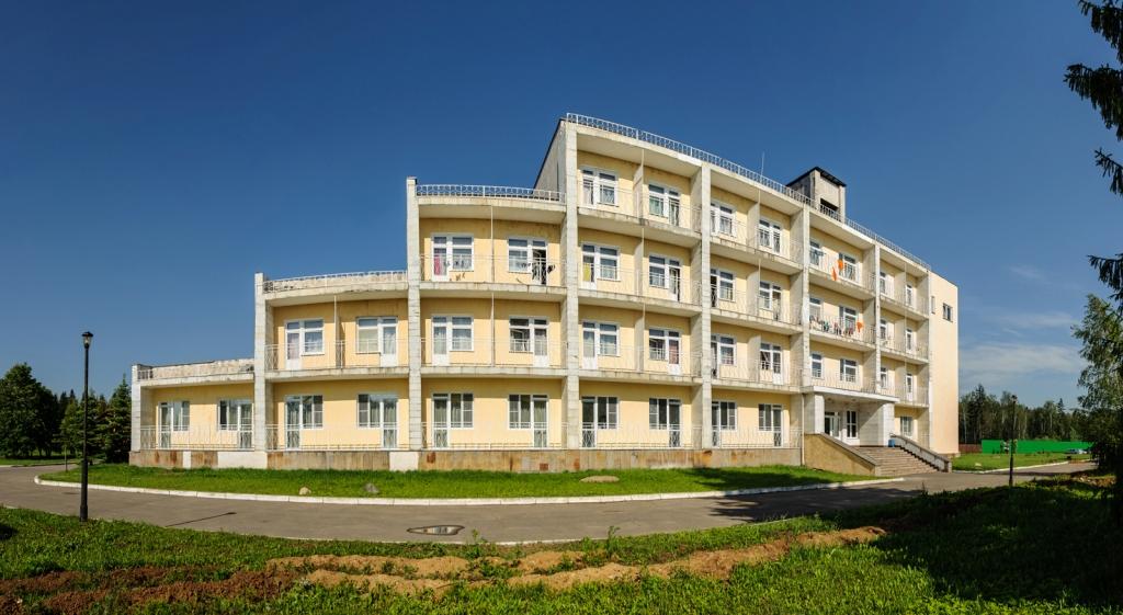 ПОДМОСКОВЬЕ. Детский центр отдыха «Заря».