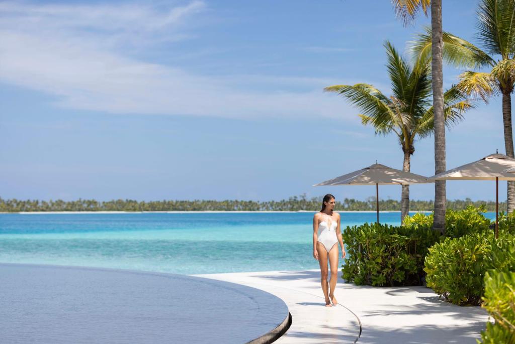 The Ritz-Carlton Maldives, Fari Islands (North Male atoll) 5*