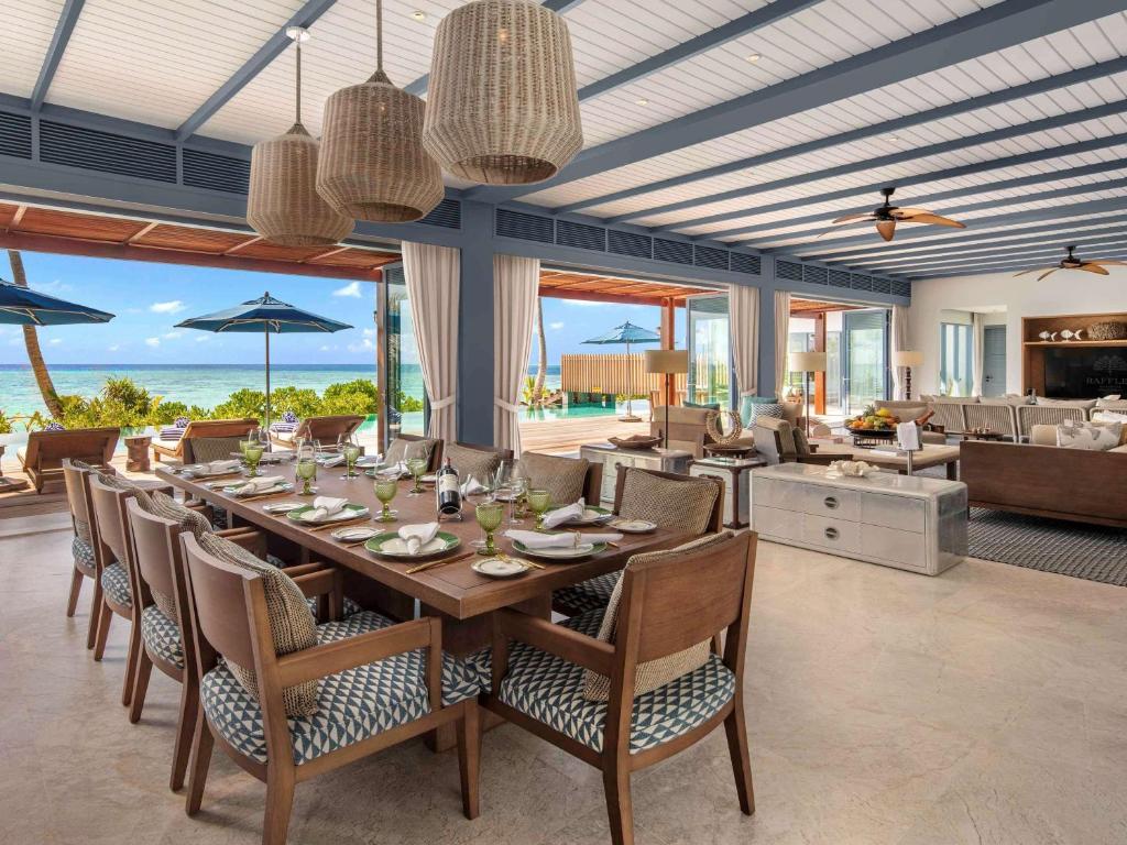 Raffles Maldives Meradhoo (Gaafu Alifu atoll) 5 * Raffles Maldives Meradhoo (Gaafu Alifu atoll) 5 *