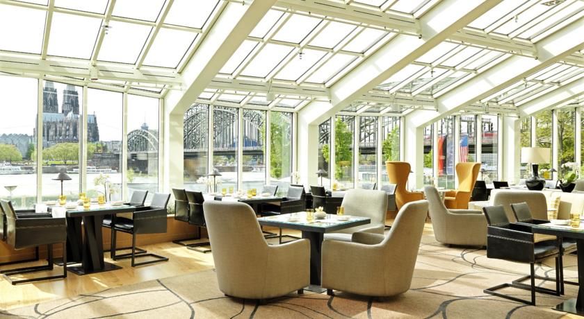 Hyatt Regency Cologne 5*