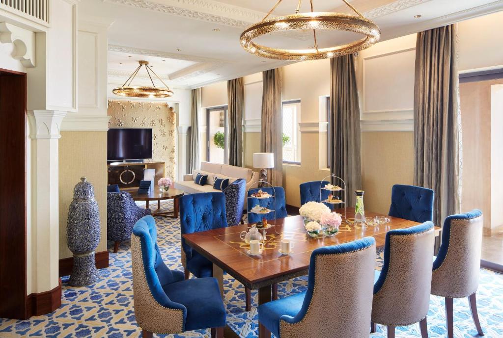 Madinat Jumeirah - Jumeirah Al Naseem 5*