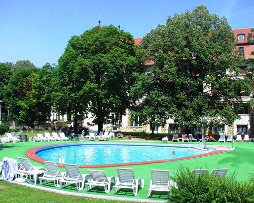 Thermia Palace Ensana Health Spa Hotel 5*