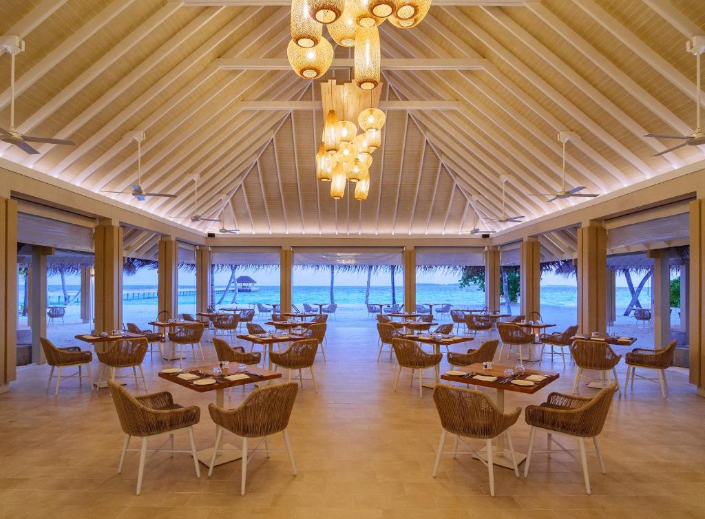 Baglioni Maldives (Dhaalu atoll) 5*