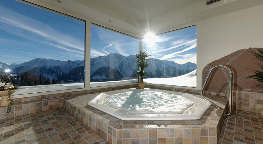 Hotel Alpenrose 4*