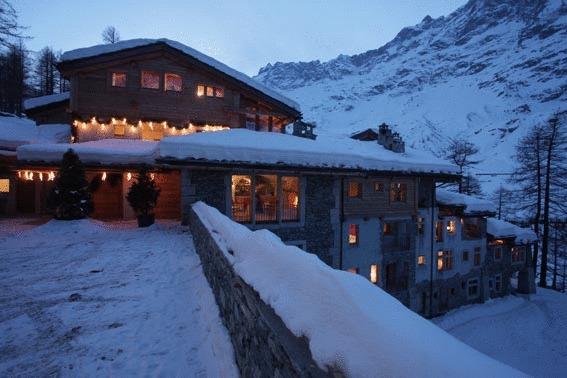 Saint Hubertus Resort 4*