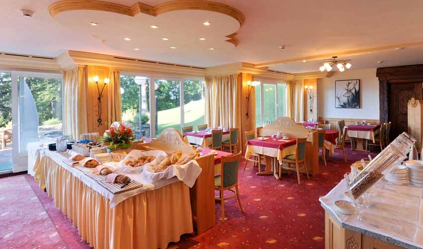 HELVETIA INTERGOLF APARTHOTEL 4*