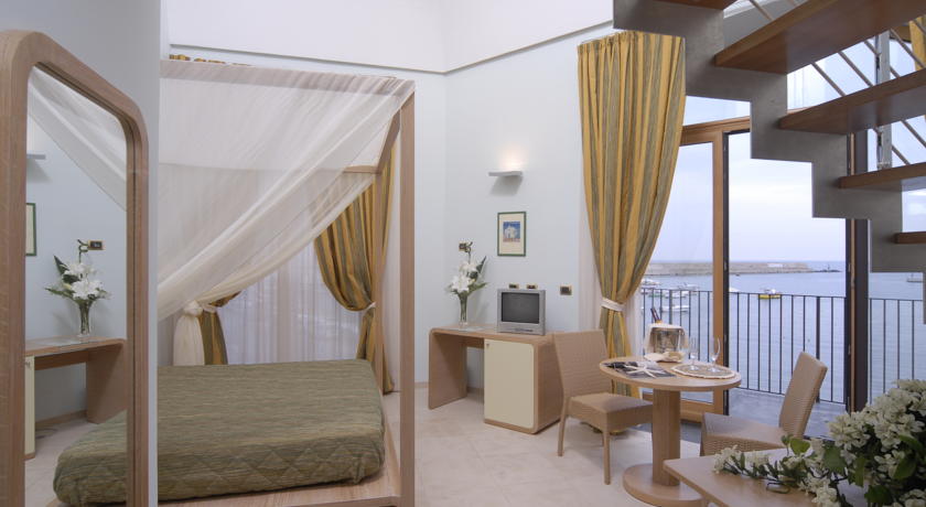 Villa Carolina 4*