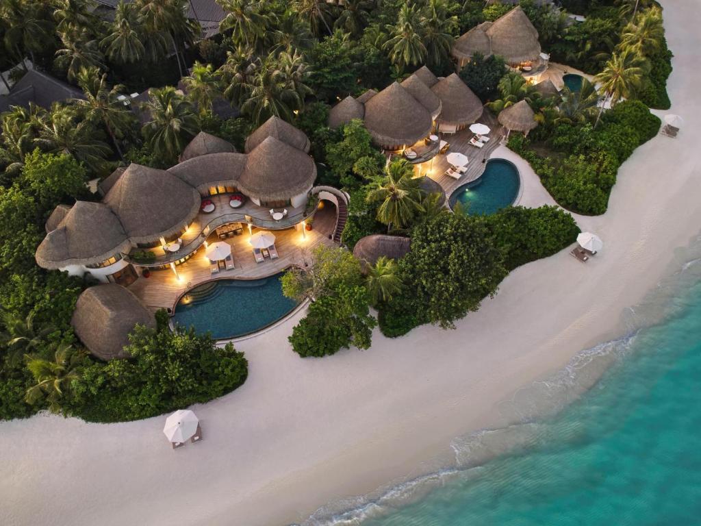 The Nautilus Beach & Ocean Houses Maldives (Baa atoll) 5* The Nautilus Beach & Ocean Houses Maldives (Baa atoll) 5*